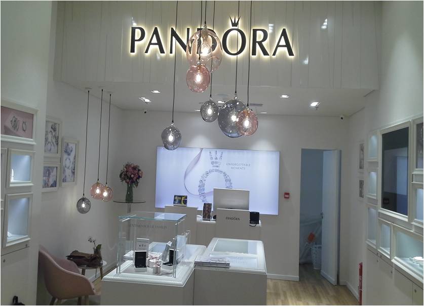 Loja Joalheria Pandora 1